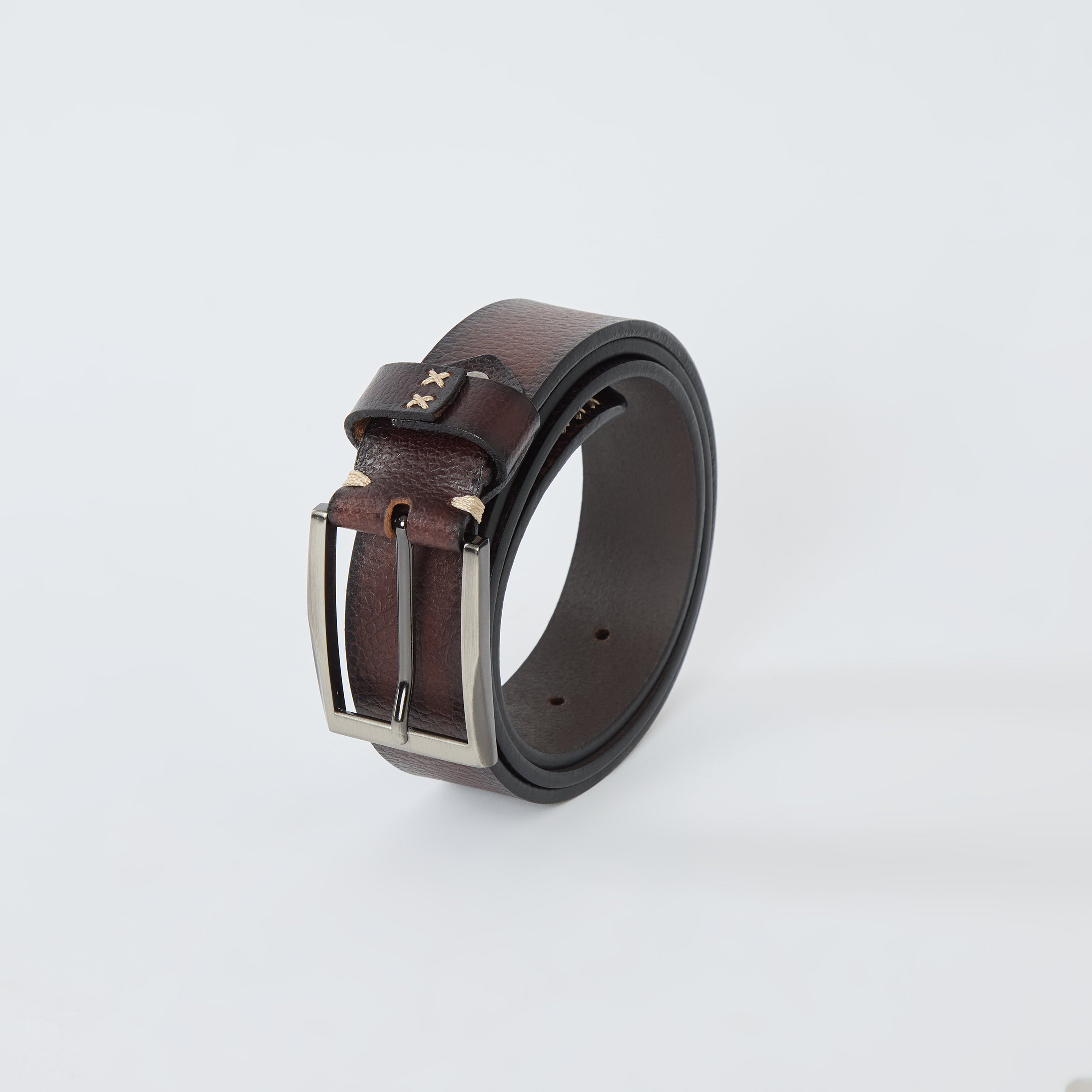  textured belt made from geniune leather
leather belt for men
textured belt for men