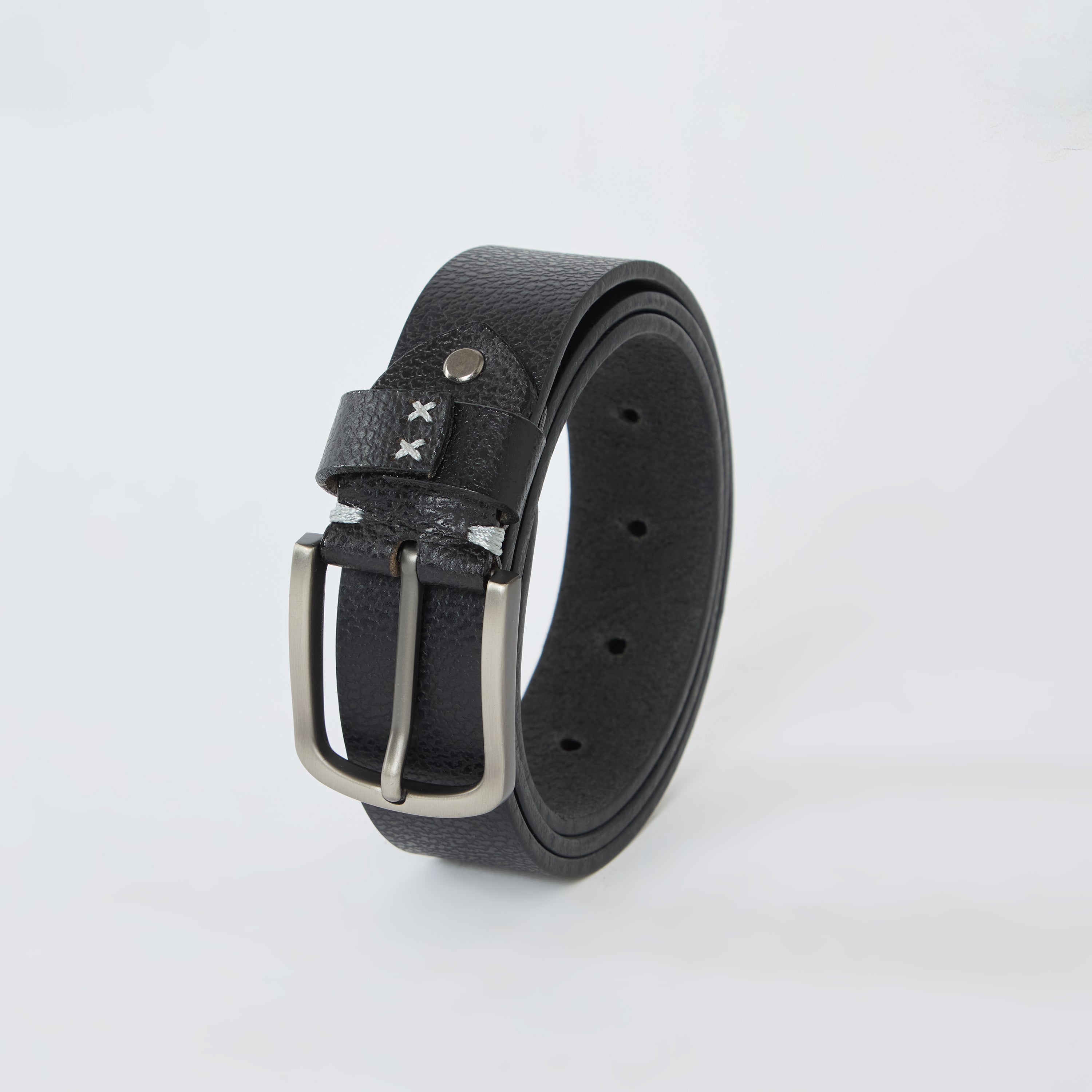 textured  belt made from geniune leather
leather belt for men
textured belt for men