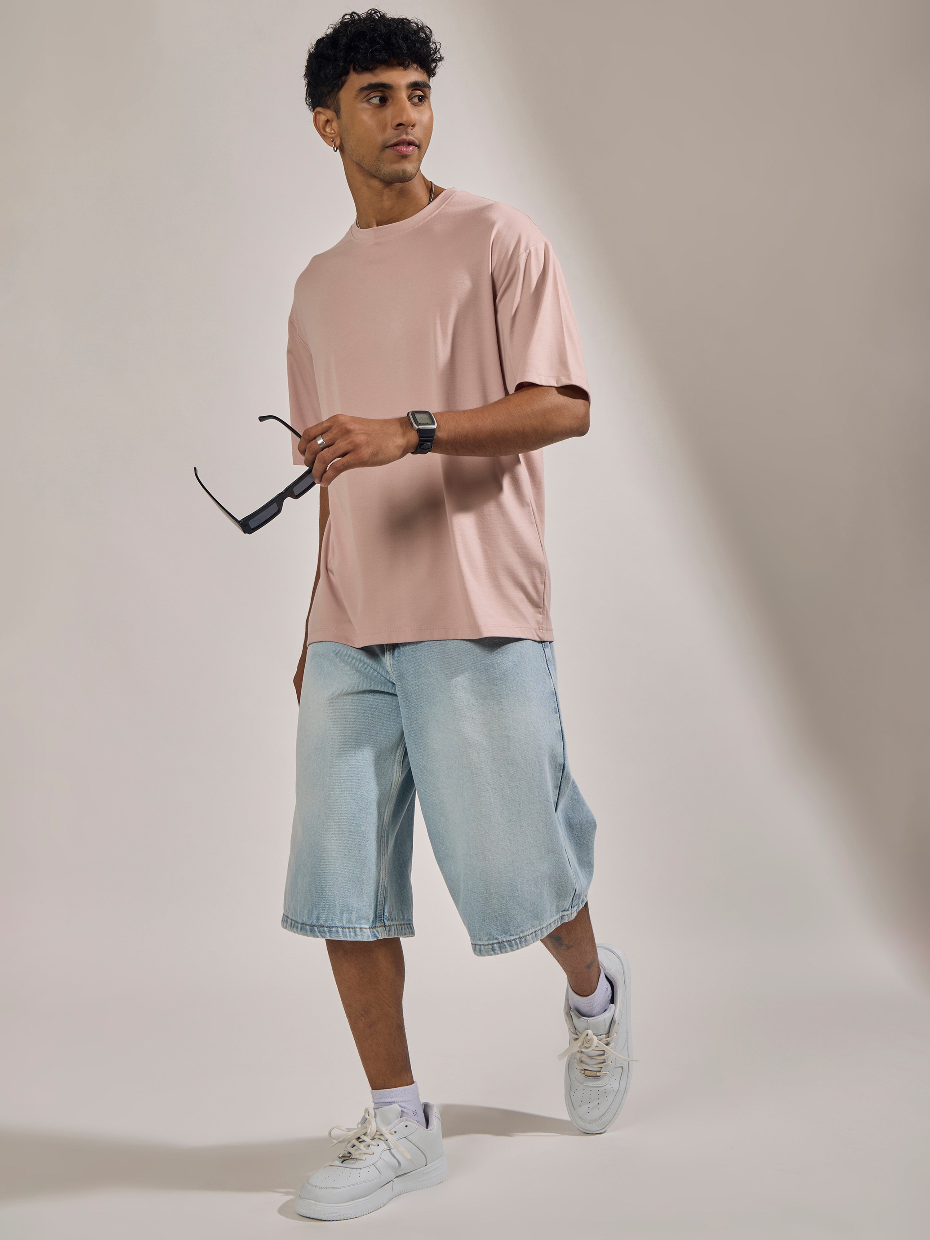 loose fit denim jorts perfect for  casual wears.
denim jorts for men
casual wear jorts for men