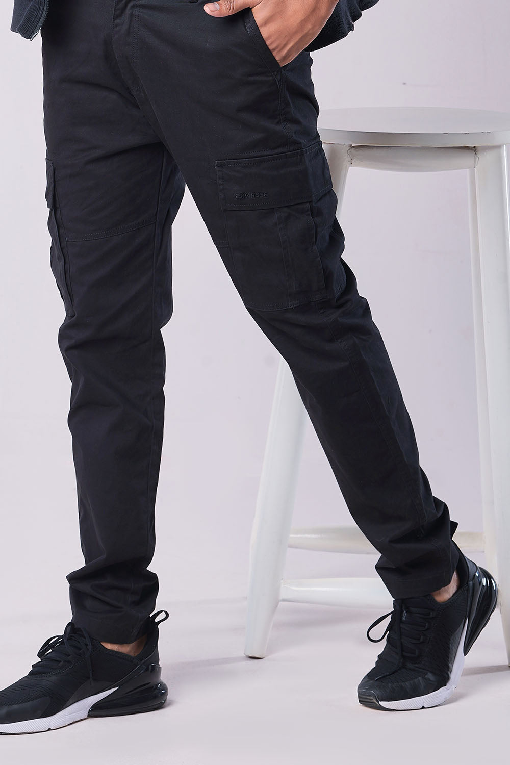 Men's Black Linen Mix Regular Fit Cargo Trousers – Threadbare